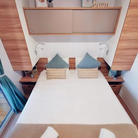 Campsite Mobile Porton Nature Hideouts